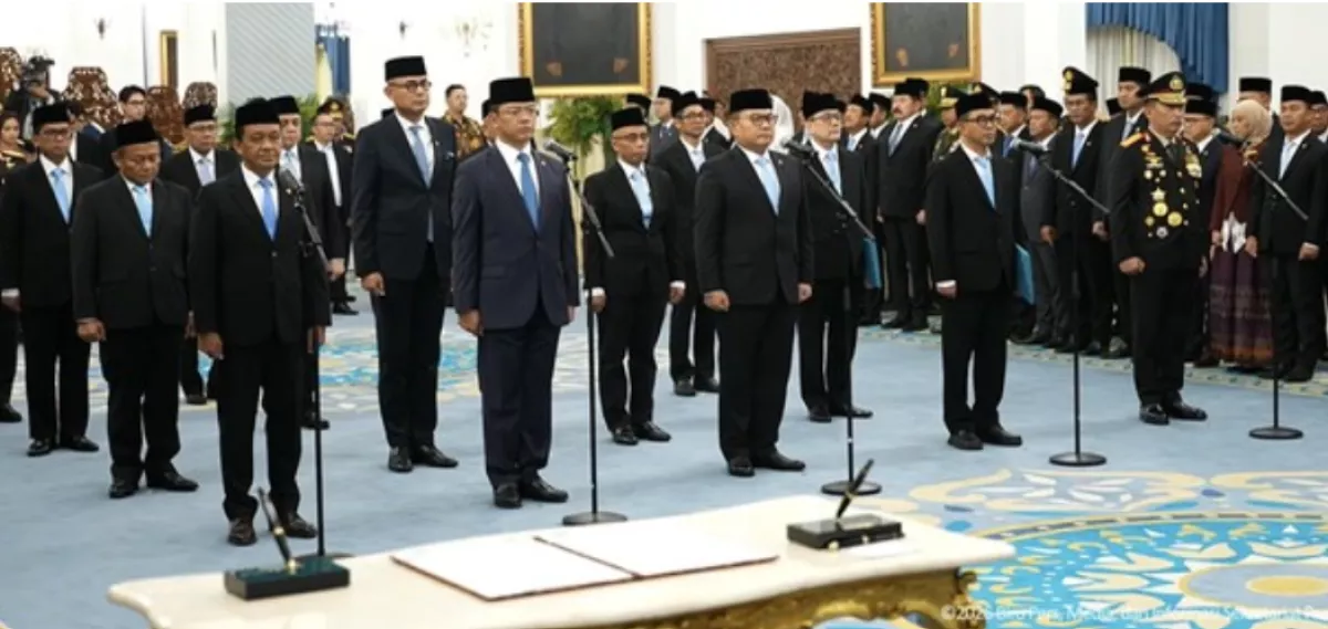 Prabowo Resmi Lantik Listyo Sigit Jadi Kepala Staf Kepresidenan