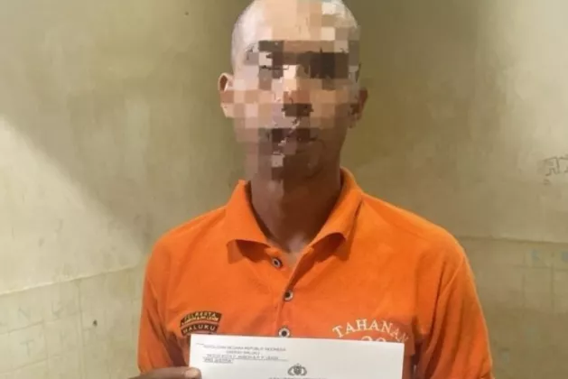Teriak Maling! Anggota Polda Maluku Diduga Curi Kalung Emas Warga
