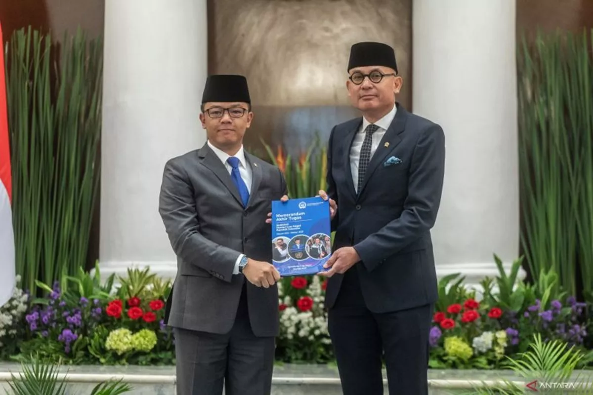 Resmi Berganti, Sugiono Serahkan Kursi Menlu ke Arrmanatha Nasir