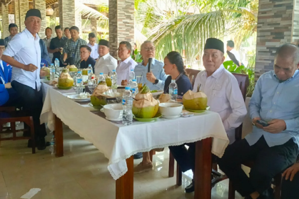 LAZ Terseret OTT KPK, Zulhas Tunjuk Menteri Perdagangan Pimpin PAN NTB