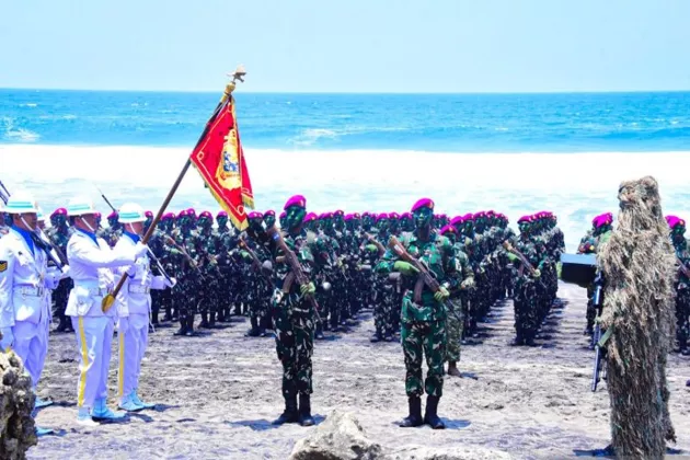 Pendidikan Komando Tuntas, 752 Prajurit TNI AL Resmi Sandang Baret Ungu Marinir