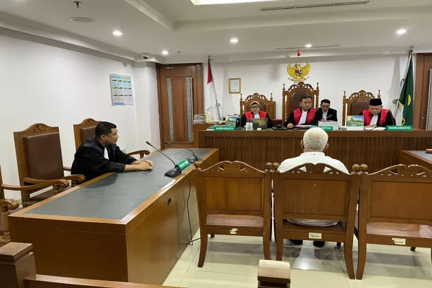Dokumen Tanah Disebar ke Grup WhatsApp, Sidang Johnny Kalwani Ditunda