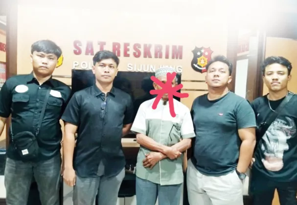 Cabuli Dua Anak Kandung Sejak 2022, Pensiunan Kepala KUA Ditangkap di Solok
