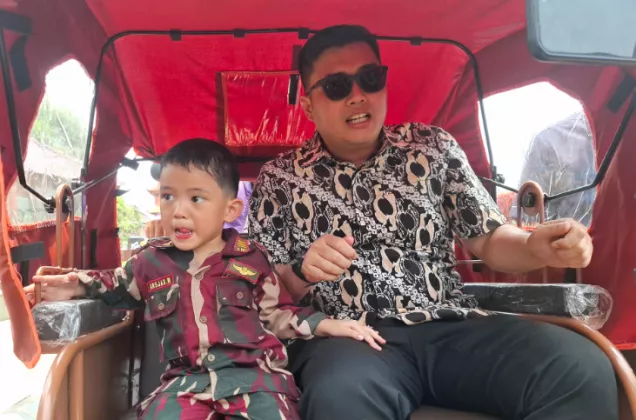 Ketua DPRD Bogor Jajal Becak Listrik Prabowo, Muncul Usulan Pejabat Wajib Ikut Merasakan!