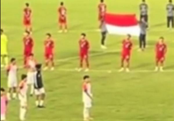 Semangat Sportivitas! Timnas U-16 Filipina Ikuti Tradisi Garuda Muda Usai Laga Melawan Indonesia