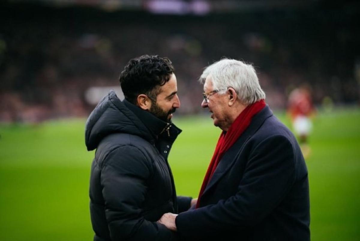 Ruben Amorim Sebut Manchester United Sebagai Tim Terburuk dalam Sejarah, Kritik Pun Berdatangan