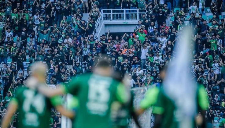 Prediksi Persebaya vs Persita: Bajul Ijo dalam Krisis, Pendekar Cisadane Siap Manfaatkan Situasi!