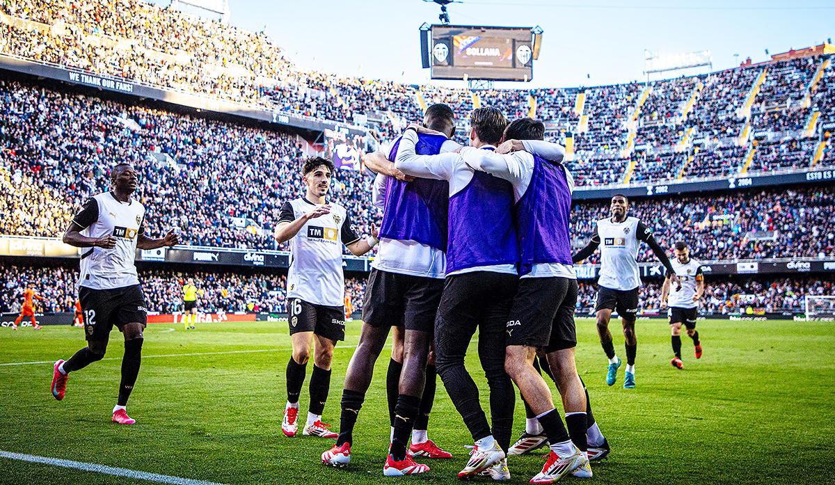 Preview Valencia vs Barcelona di Copa del Rey 2024/2025: Misi Balas Dendam di Mestalla!