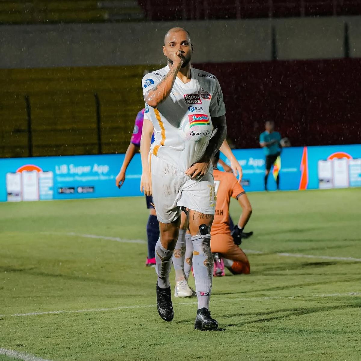 Gustavo Almeida dan Perburuannya Menuju Sepatu Emas Liga 1