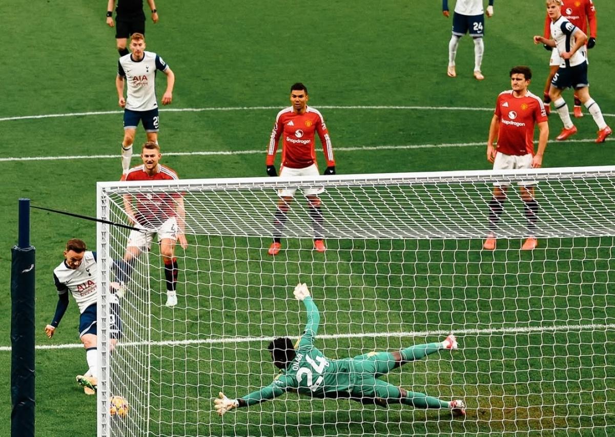 Liga Inggris: Gol Tunggal James Maddison Bawa Tottenham Cukur MU 1-0