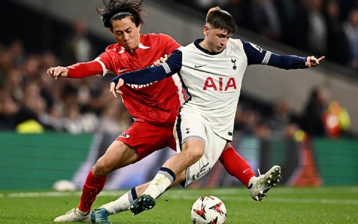 Prediksi AZ Alkmaar vs Tottenham di Liga Europa 2024-25: The Lilywhites Bisa Curi Kemenangan?