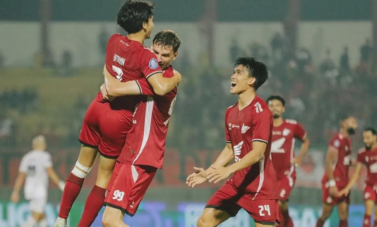 Prediksi PSM Makassar vs Persebaya: Duel Tim On Fire di Pekan ke-26 Liga 1