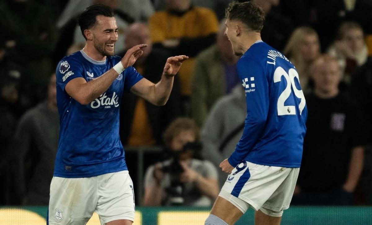 Prediksi Skor Everton vs West Ham: Moyes Hadapi Mantan Klub di Goodison Park!