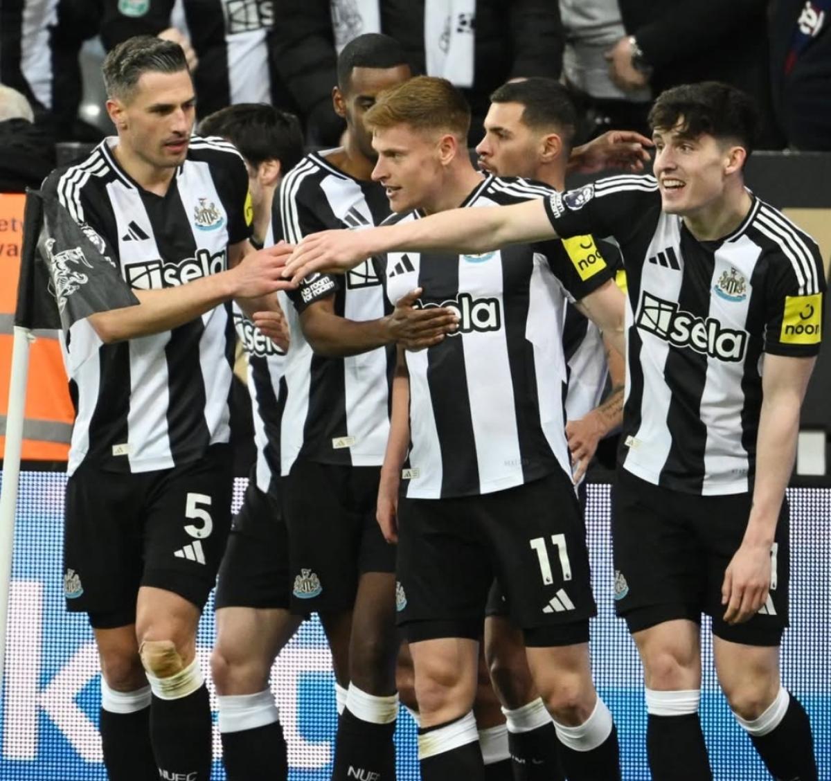 Newcastle Hajar Crystal Palace 5-0, Naik ke Peringkat Tiga Liga Inggris