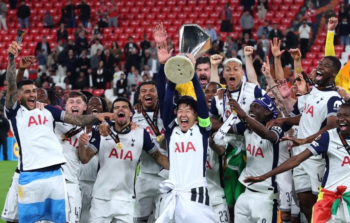 17 Tahun Puasa Gelar, Tottenham Akhirnya Juara Liga Europa Usai Bungkam Manchester United 1-0 di Final