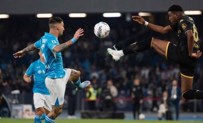 Prediksi Skor Napoli vs Cagliari: Mampukah Partenopei Kunci Gelar di Kandang?