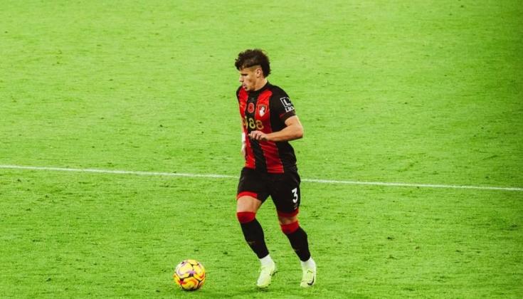 Liverpool Siap Bajak Milos Kerkez dari Bournemouth: Gantikan Robertson?