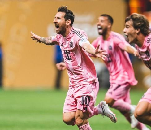 Gol Freekick Messi Antar Inter Miami Tumbangkan Porto 2-1 di Piala Dunia Antarklub 2025