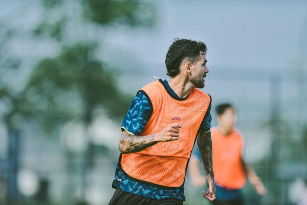 Pesepakbola Asal Spanyol Rayco Rodriguez Resmi Mendarat di Persita 