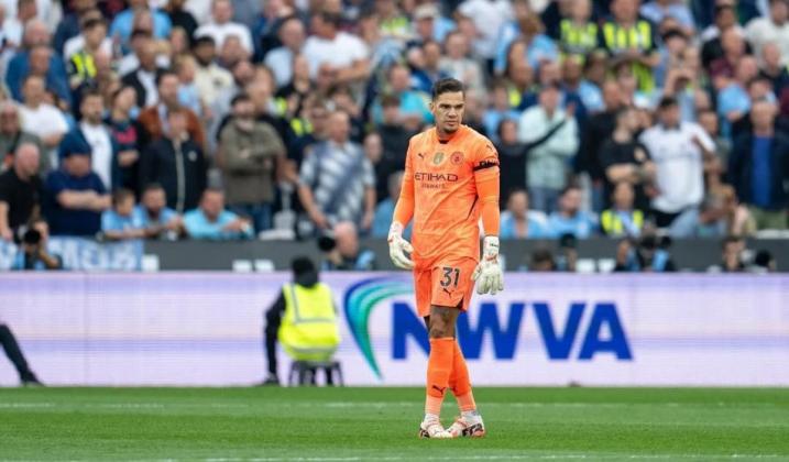 Ederson Resmi Hengkang dari Manchester City: Rekor Bersejarah di Premier League!