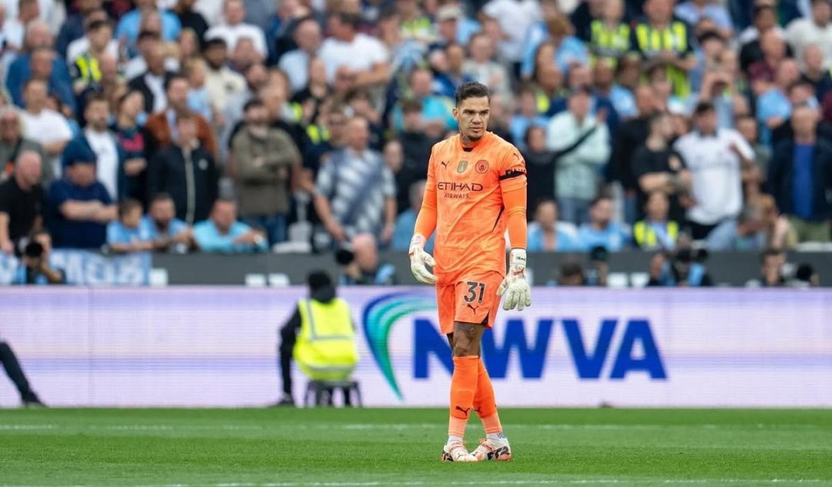 Ederson Resmi Hengkang dari Manchester City: Rekor Bersejarah di Premier League!