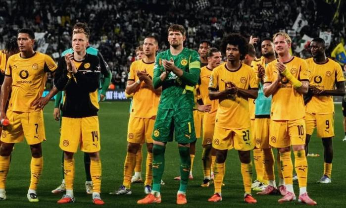 Prediksi Skor Dortmund vs Wolfsburg: Ujian Berat Dua Tim Tak Terkalahkan!