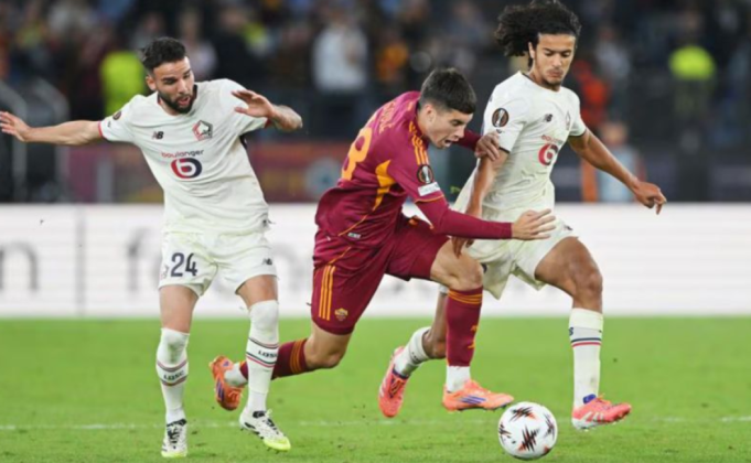 Verdonk Perkuat Pertahanan, Lille Tekuk AS Roma 1-0 di Liga Europa