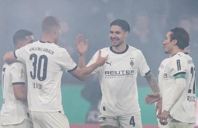 Bek Rasa Striker! Kevin Diks Jadi Pemain Asia Tersubur di Bundesliga 2025/2026