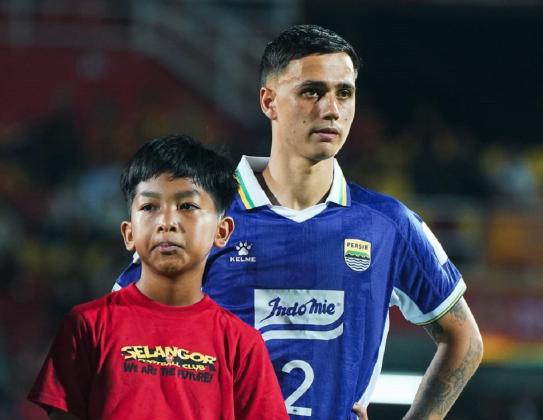 Eliano Reijnders Kembali ke PEC Zwolle saat Jeda Internasional, Begini Sambutan Hangat Mantan Klubnya