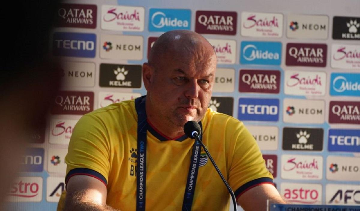 Geger! Bojan Hodak Siap Tangani Timnas Indonesia? Ini Respons Manajemen Persib Bandung