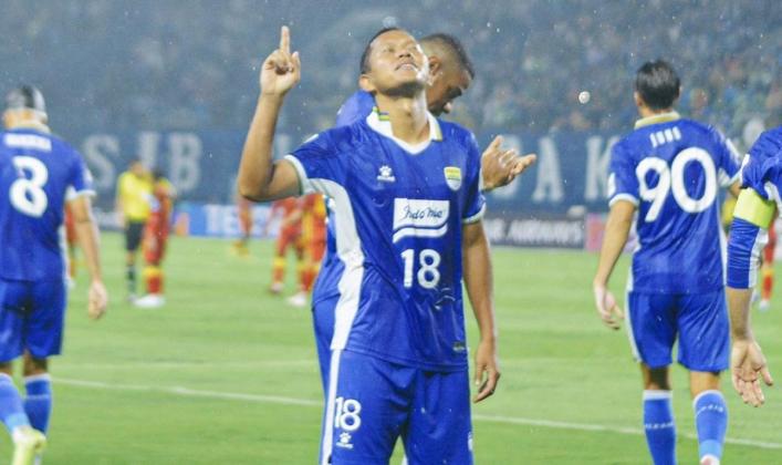 Head to Head dan Prediksi Skor Persib vs Dewa United: Laga Berpotensi Belangsung Ketat, Maung Bandung Lebih Difavoritkan!