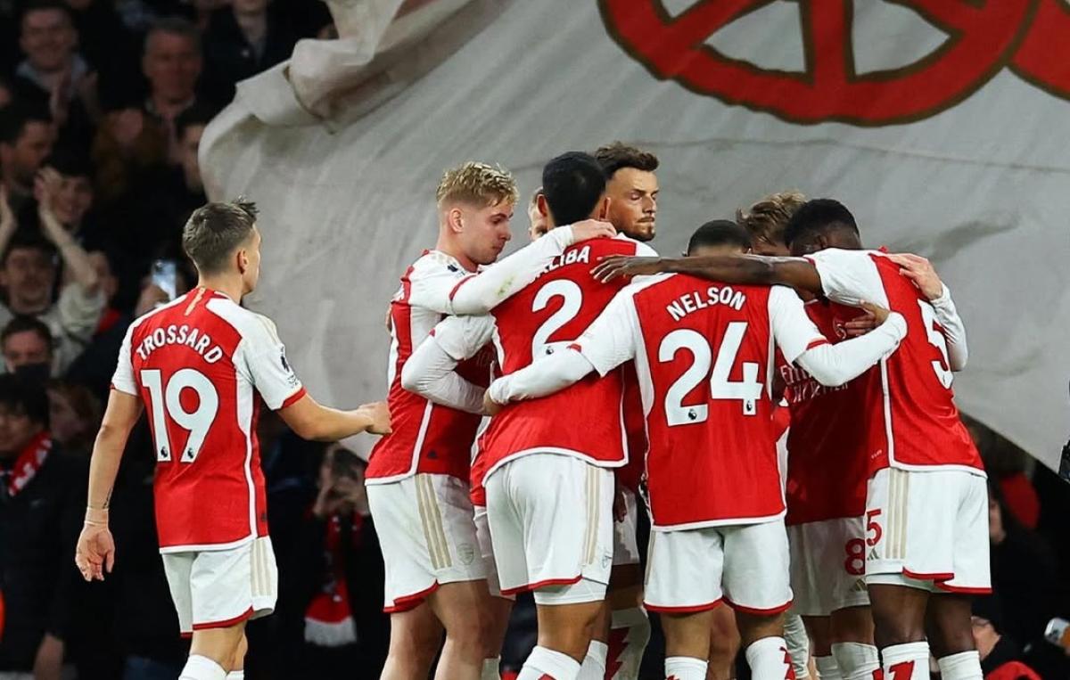 Guardiola Duga Arsenal Buang Poin: Kami Siap Susul
