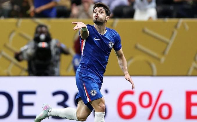 Barcelona Bidik Pedro Neto, Chelsea Pasang Harga Tinggi!