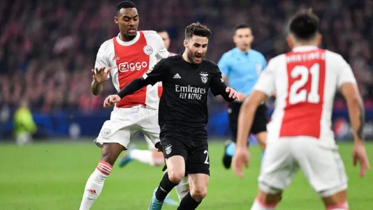 Prediksi Skor Ajax vs Benfica di Liga Champions: Siapa yang Akhiri Tren Negatif?