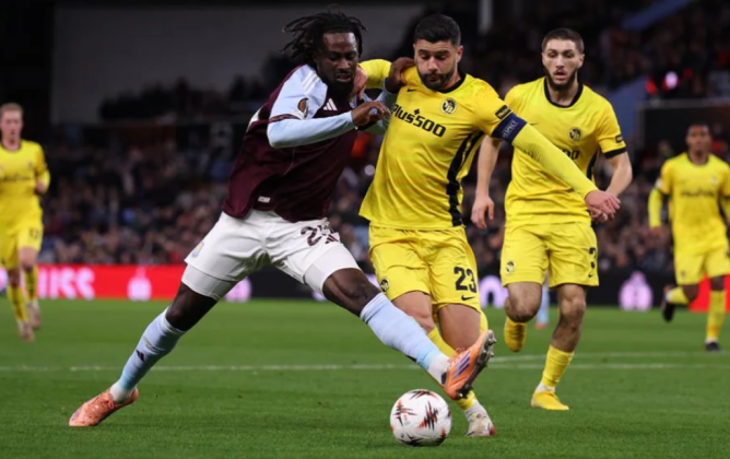 Aston Villa Libas Young Boys 2-1 di Liga Europa