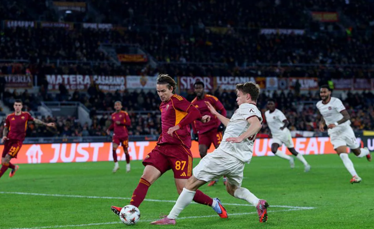 Hasil Liga Europa:  AS Roma Tumbangkan Midtjylland 2-1