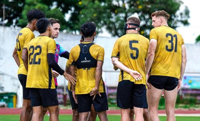 Prediksi Bhayangkara FC vs Persebaya: Tuan Rumah Berpeluang Amankan Kemenangan Tipis!
