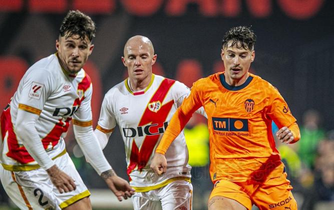 Prediksi Skor Rayo Vallecano vs Valencia di Liga Spanyol: Mampukah Los Che Akhiri Tren Tandang Buruk?