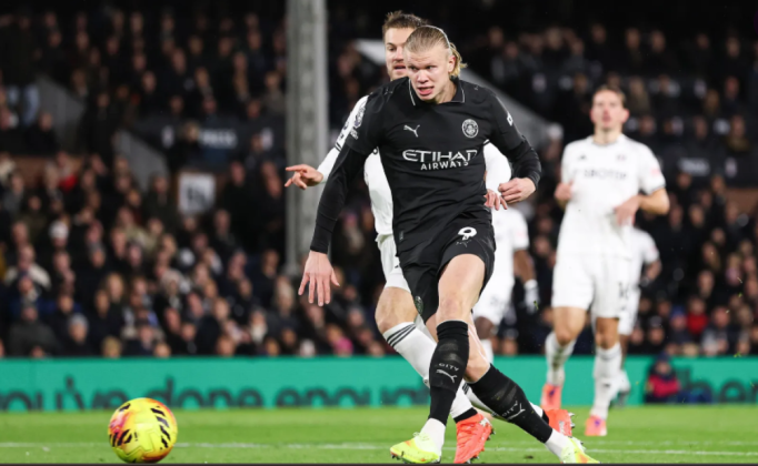 Drama 9 Gol di London, Manchester City Benamkan Fulham dalam Laga Sengit 5-4!