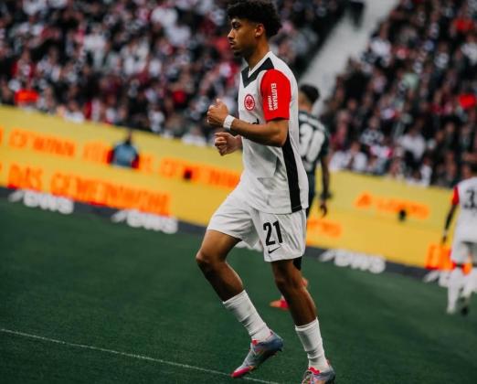 Panas! Duel Madrid-Barcelona Berebut Bek Muda Frankfurt Nathaniel Brown