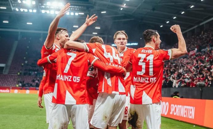 Rekam Jejak Pertemuan dan Prediksi Skor Mainz vs Gladbach: Tuan Rumah Berpeluang Raih Kemenangan Tipis!