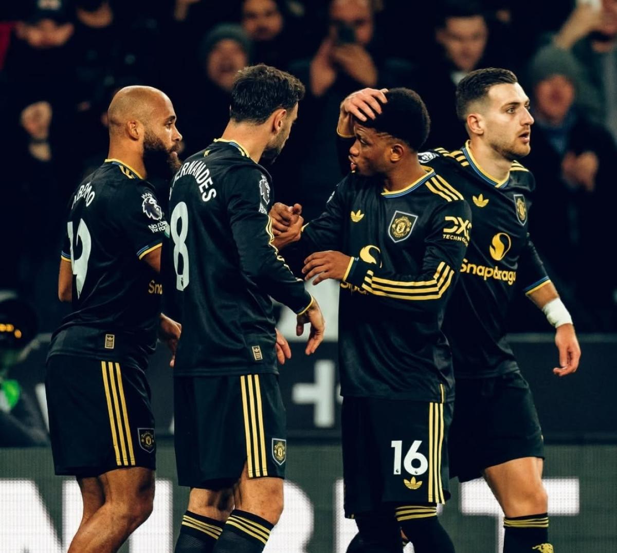 Manchester United Libas Wolves 4-1, Bruno Fernandes Jadi Bintang Kemenangan