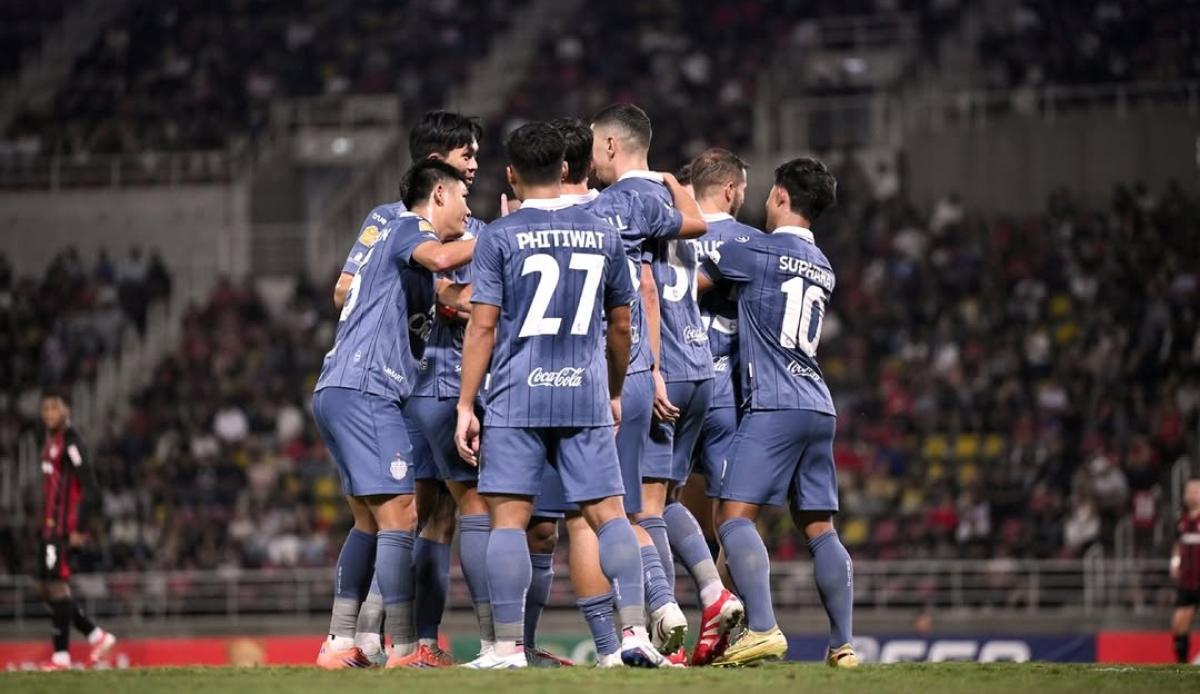 Analisis dan Prediksi Skor Buriram United vs Gangwon FC: Tuan Rumah Punya Peluang Lebih Besar Amankan Kemenangan Tipis!