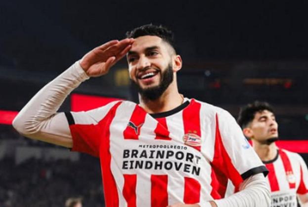  Prediksi Skor PSV vs GVVV: Akankah Raksasa Boeren Pesta Gol Lagi?