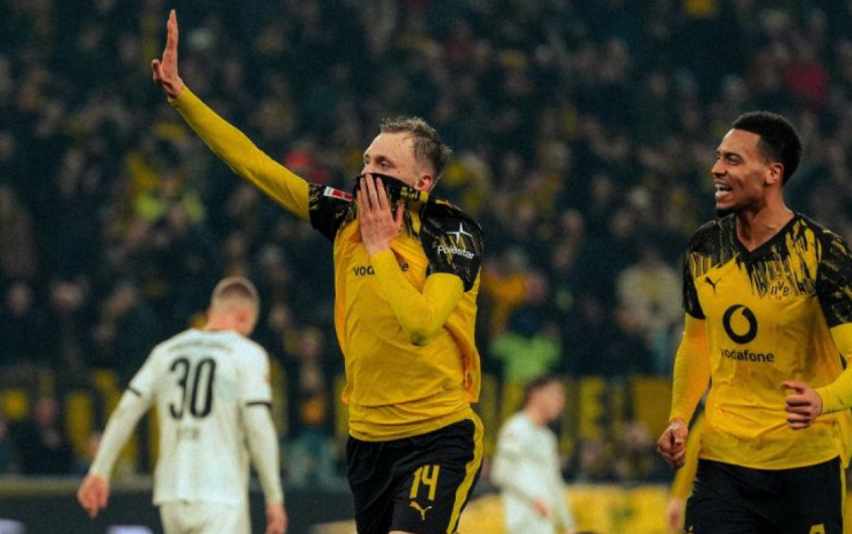 Liga Jerman: Dortmund Tekuk Gladbach 2-0, Tempel Bayern di Puncak Klasemen