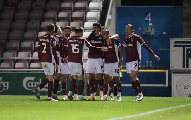 Prediksi Skor Northampton Town vs AFC Wimbledon: Tuan Rumah Berpeluang Menang Tipis!