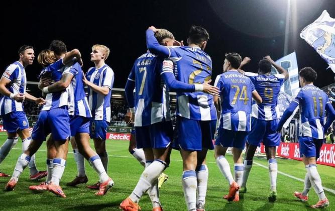 Prediksi Skor Alverca vs Porto Pekan ke-15 Liga Primeira: Tim Tamu Sangat Difavoritkan Raih Kemenangan!