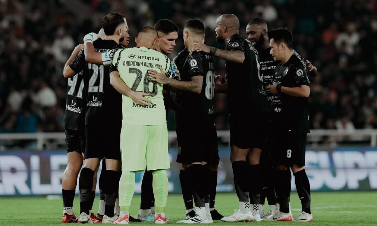 Rekor Pertemuan, Analisis dan Prediksi Skor Semen Padang vs Persija Jakarta: Macan Kemayoran Diunggulkan!
