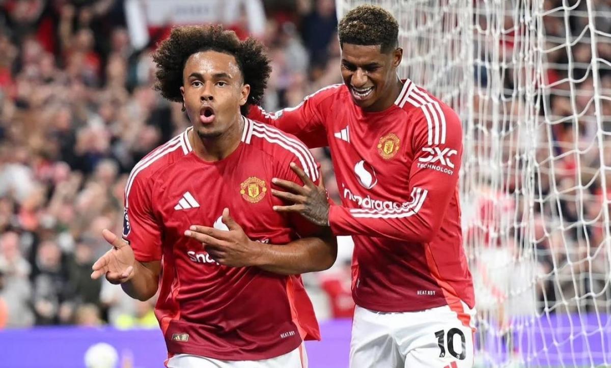 Roma Ajukan Tawaran Fantastis untuk Joshua Zirkzee, Manchester United Galau?