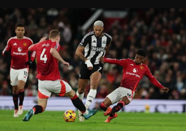Prediksi Skor Manchester United vs Newcastle Liga Inggris 2025-2026: Ujian Berat Ruben Amorim di Old Trafford